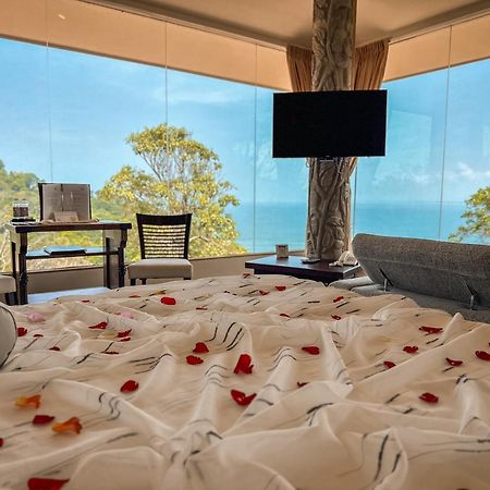 Issimo Suites (Adults Only) Manuel Antonio Esterno foto