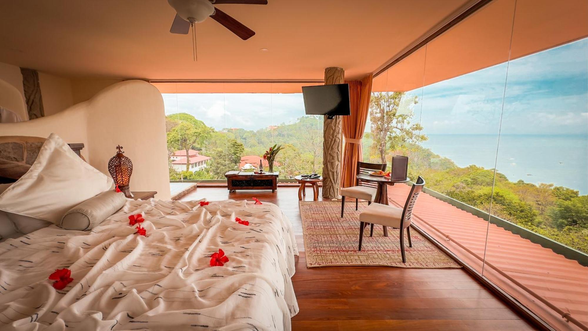 Issimo Suites (Adults Only) Manuel Antonio Esterno foto