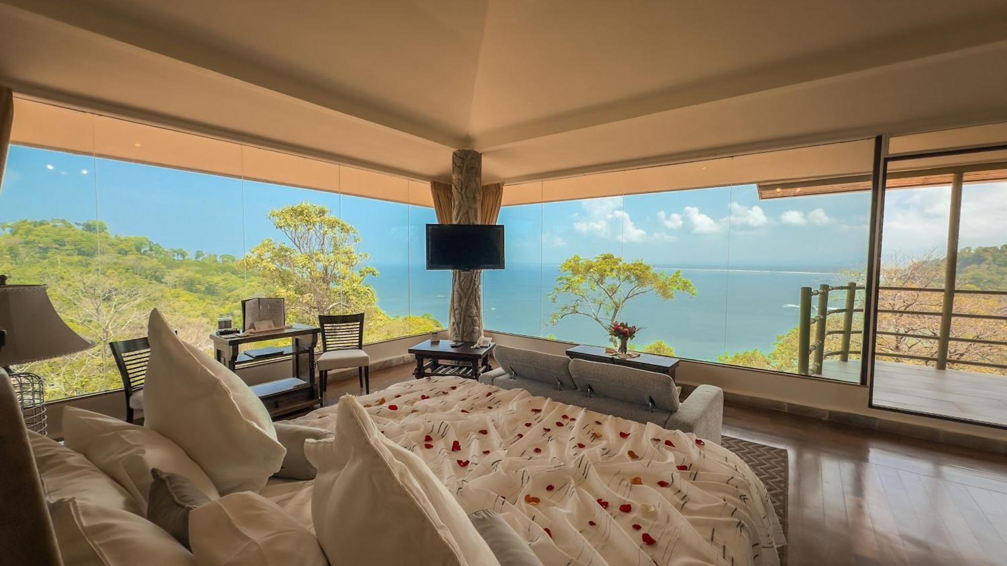 Issimo Suites (Adults Only) Manuel Antonio Esterno foto
