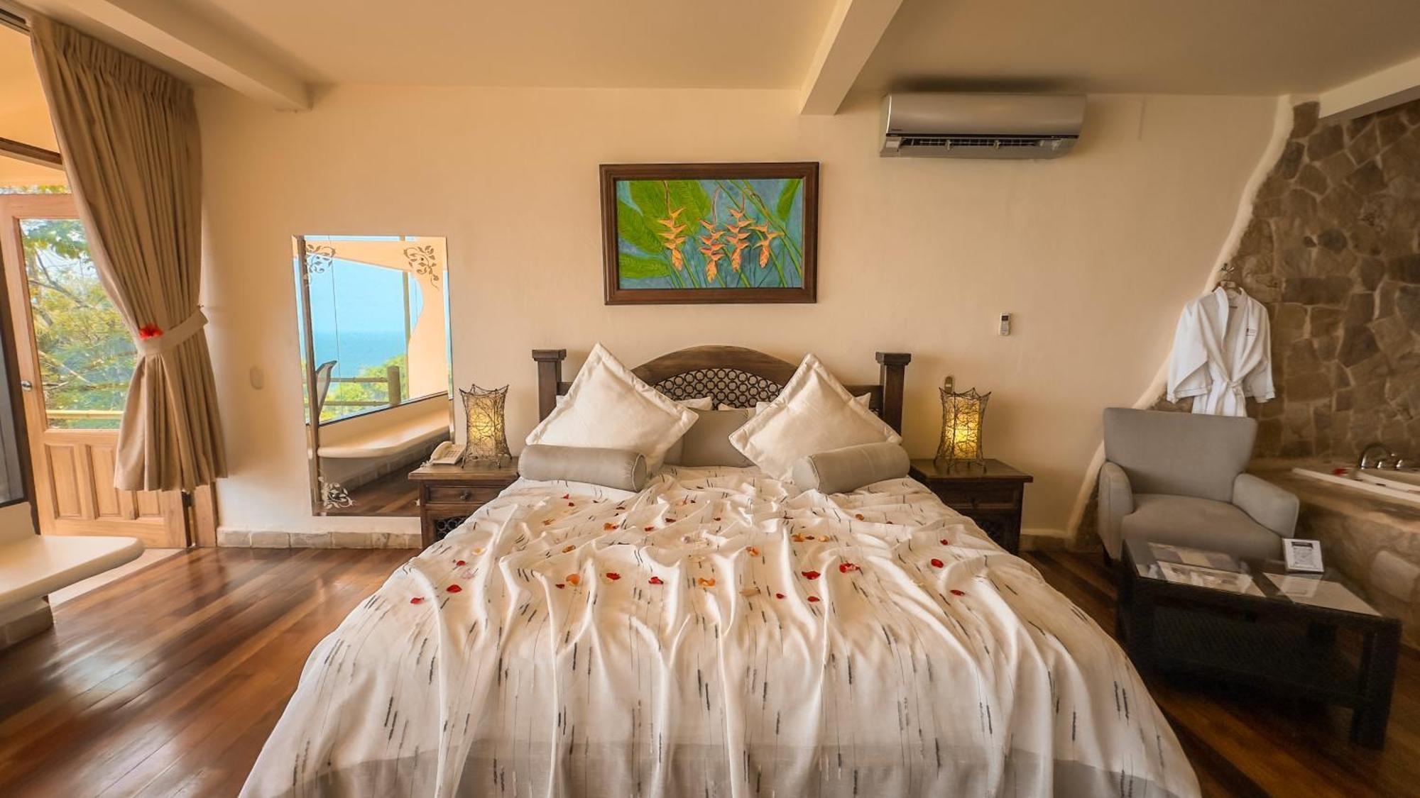 Issimo Suites (Adults Only) Manuel Antonio Esterno foto