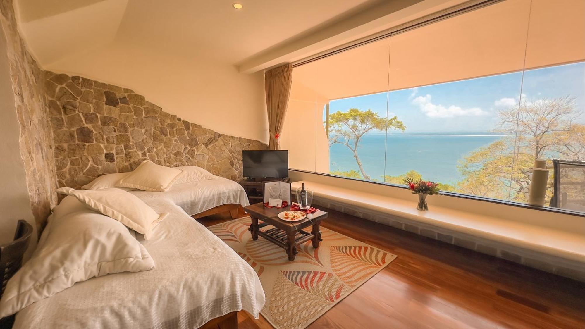 Issimo Suites (Adults Only) Manuel Antonio Esterno foto