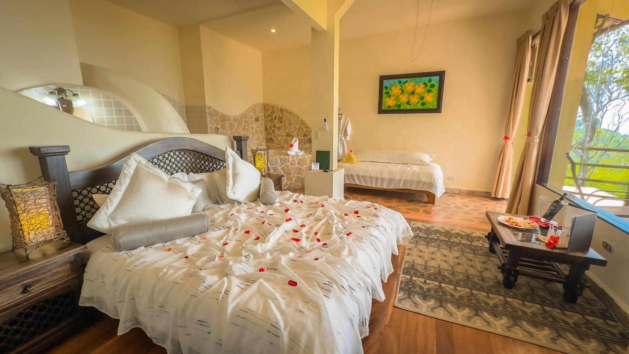 Issimo Suites (Adults Only) Manuel Antonio Esterno foto
