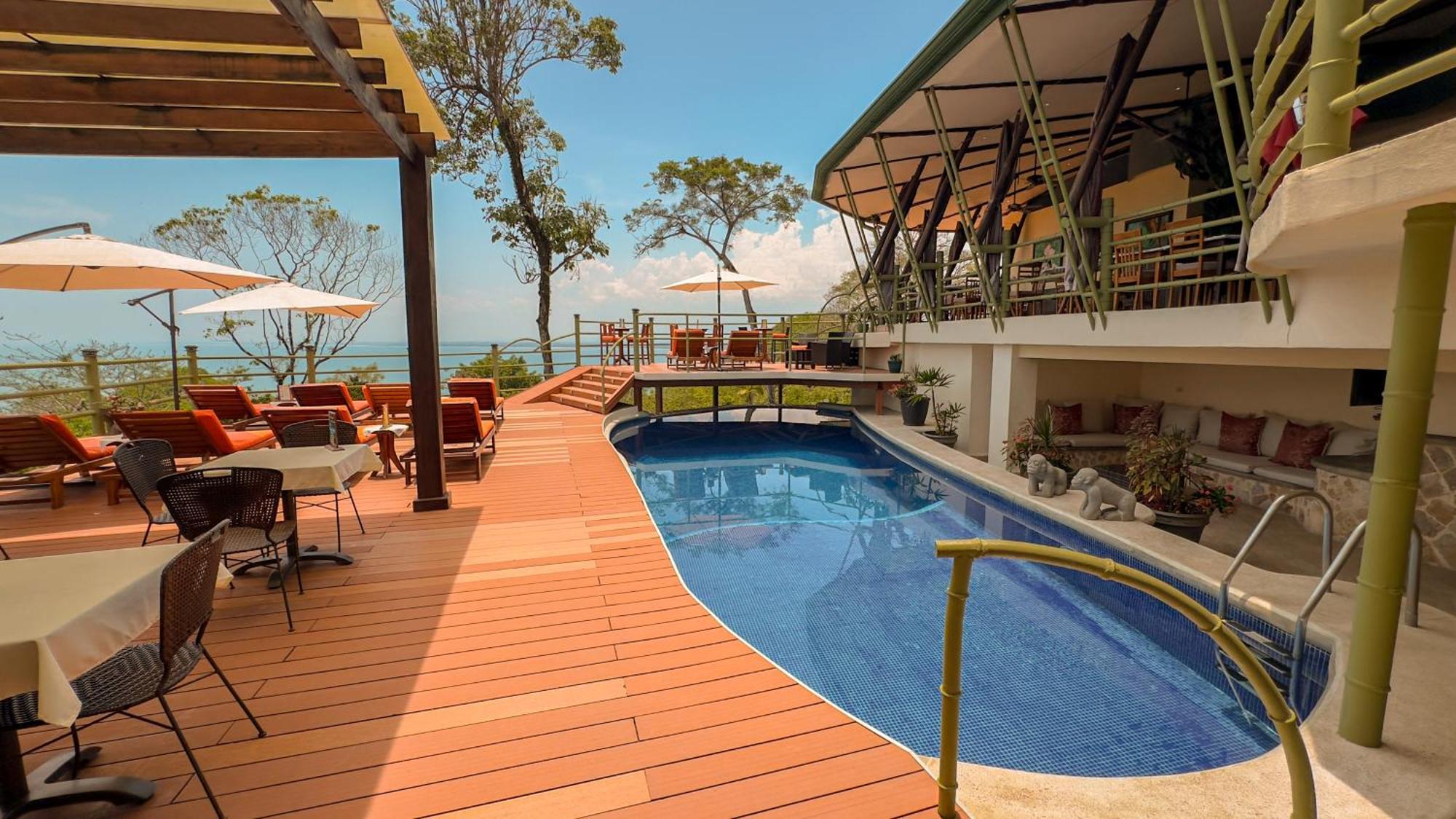 Issimo Suites (Adults Only) Manuel Antonio Esterno foto