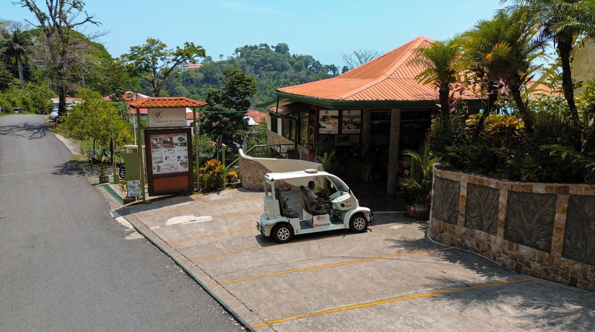 Issimo Suites (Adults Only) Manuel Antonio Esterno foto