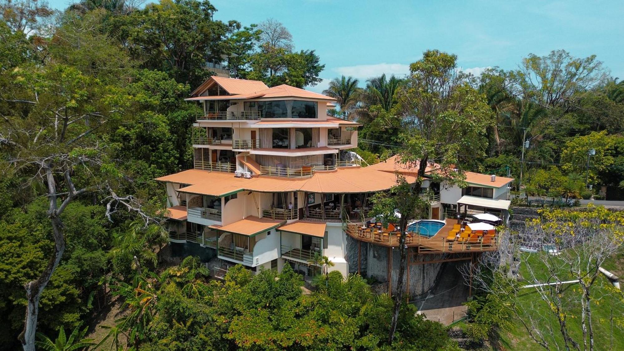 Issimo Suites (Adults Only) Manuel Antonio Esterno foto